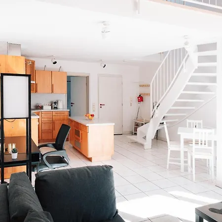 Maisonette-wohnung Airport Messe Stuttgart - Balkon - Parkplatz - Waschmaschine Appartement Leura