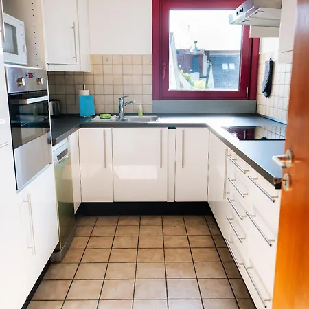 Maisonette-wohnung Airport Messe Stuttgart - Balkon - Parkplatz - Waschmaschine Appartement Leura