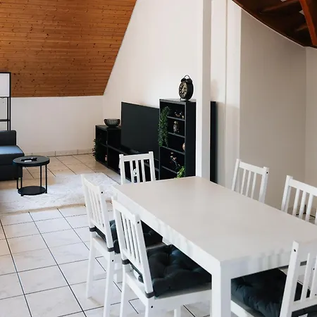Appartement Maisonette-wohnung Airport Messe Stuttgart - Balkon - Parkplatz - Waschmaschine *