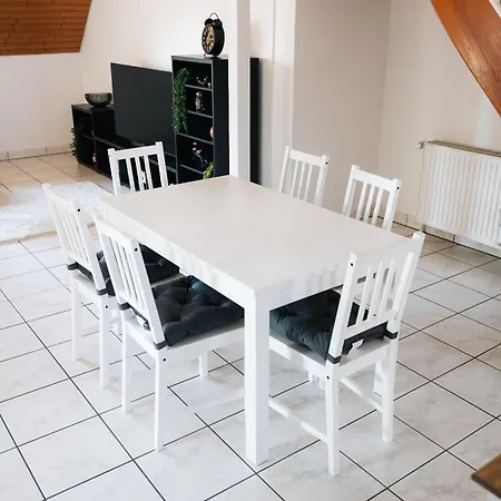 Maisonette-wohnung Airport Messe Stuttgart - Balkon - Parkplatz - Waschmaschine * Leura